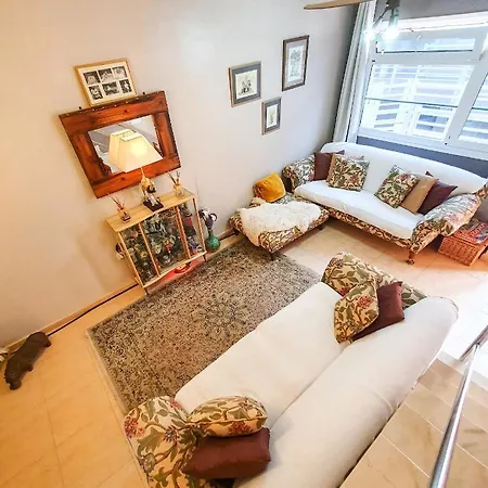 Deluxe From In Daire *