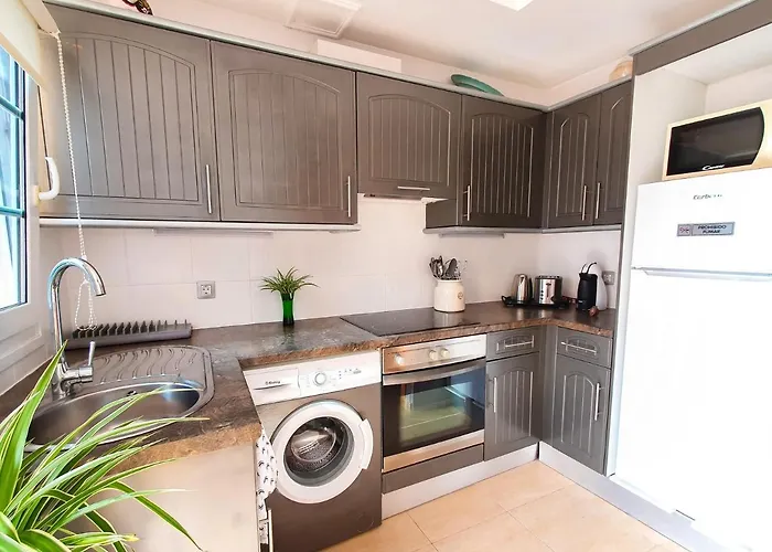 Deluxe From In 아파트 칼레타데푸스테